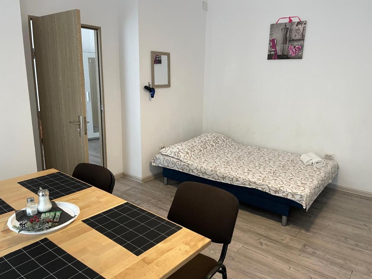 Studio Piata Amzei Nr.1 Bukarest Eksteriør billede